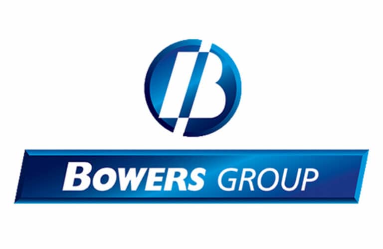 Logo de Bowers Group con emblema circular azul y letras B sobre fondo blanco